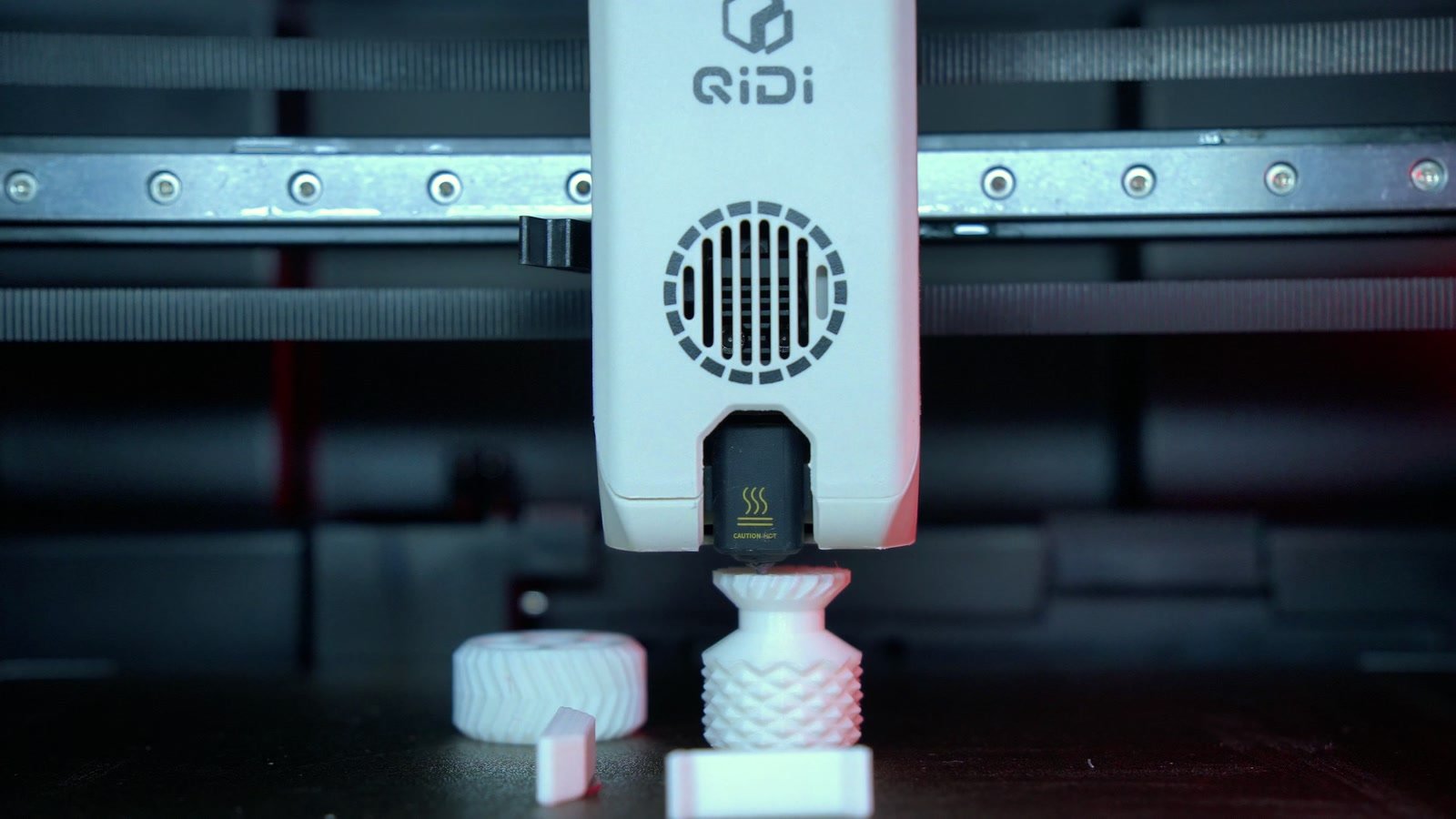 QIDI PLUS 5 toolhead and extruder